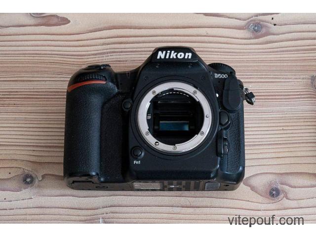 Appareil photo Nikon D500 comme neuf sans défauts